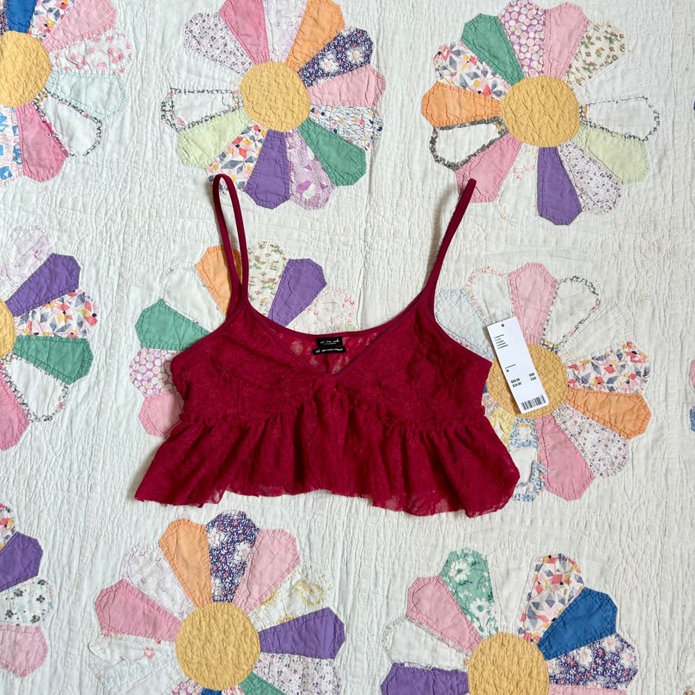 Urban Outfitters Out From Under red Lace Crop Cami Top bralette Medium NWT